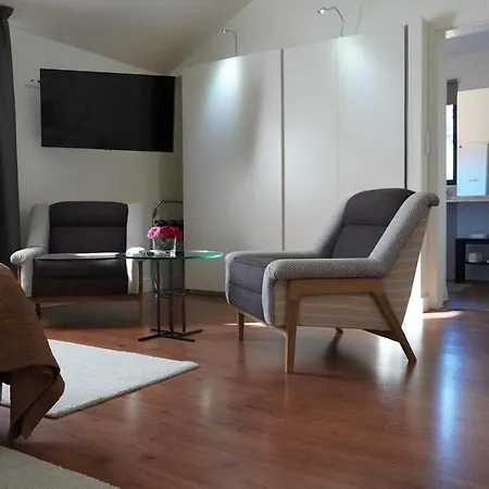 Quinta De Anterronde مزرعة للإقامة *